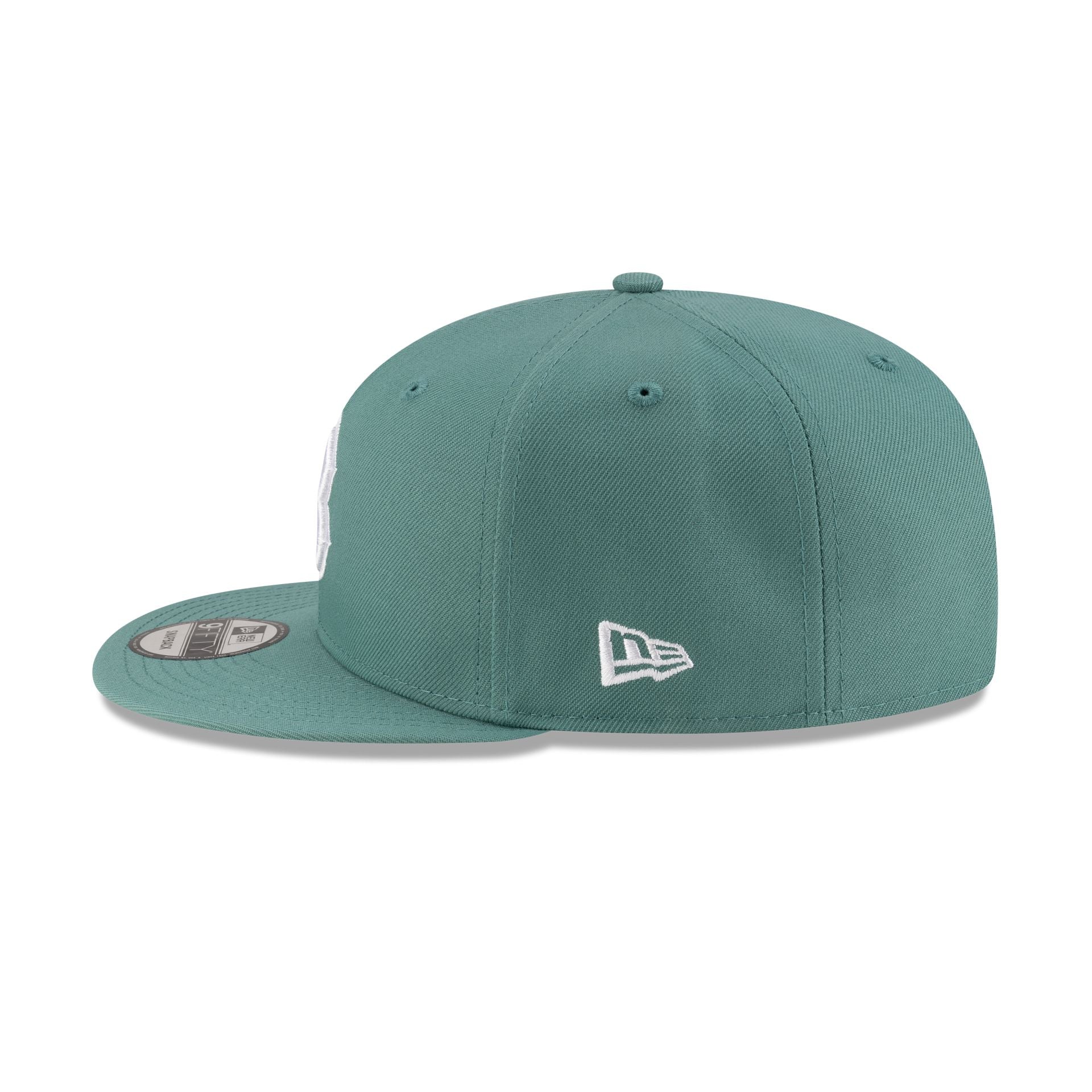 Boston Red Sox City Connect 9FIFTY Snapback Hat